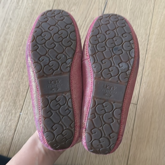 UGG Girls  ANNMARIE 1003086K Fuschia Pink Glitter SHOES 2 - Picture 2 of 3